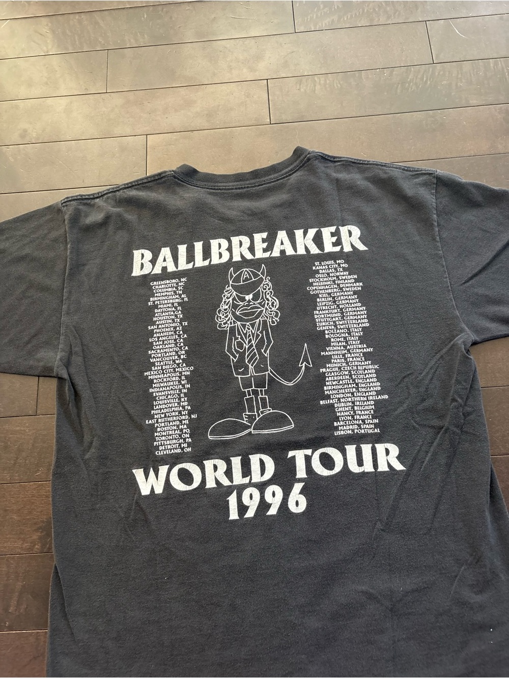 Vintage 90s AC/DC band tee
